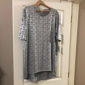 BNWT Lularoe Irma, Elegant